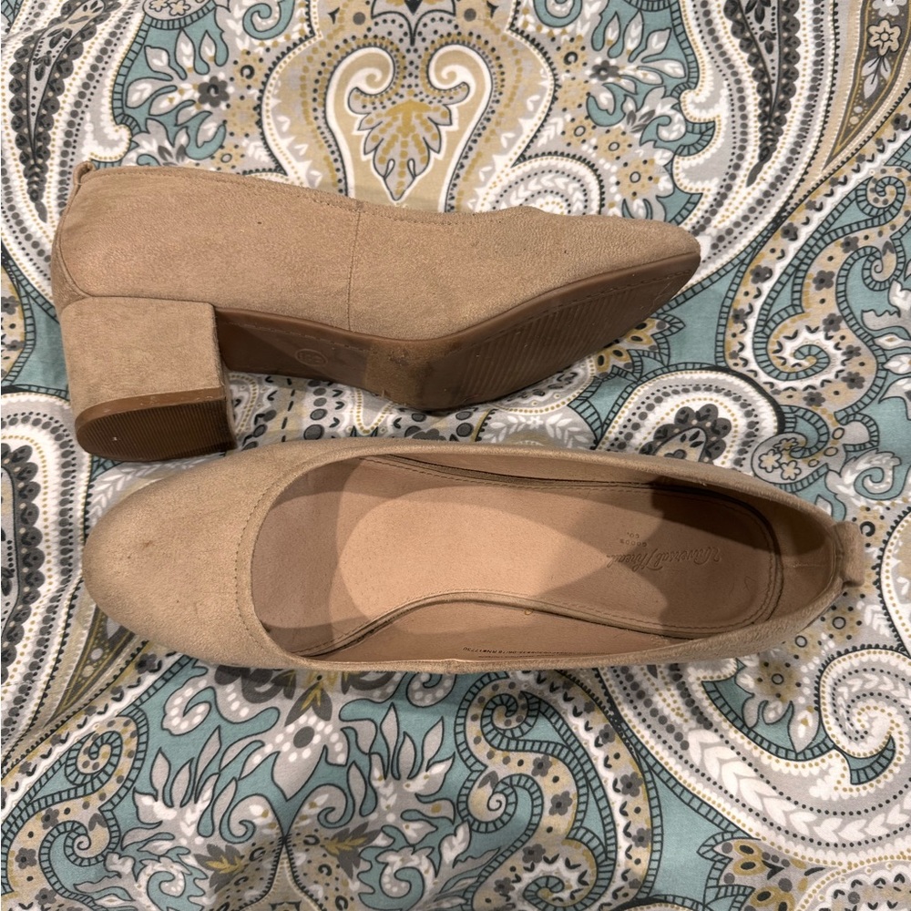 GUC - Universal Threads Leonora Heels
